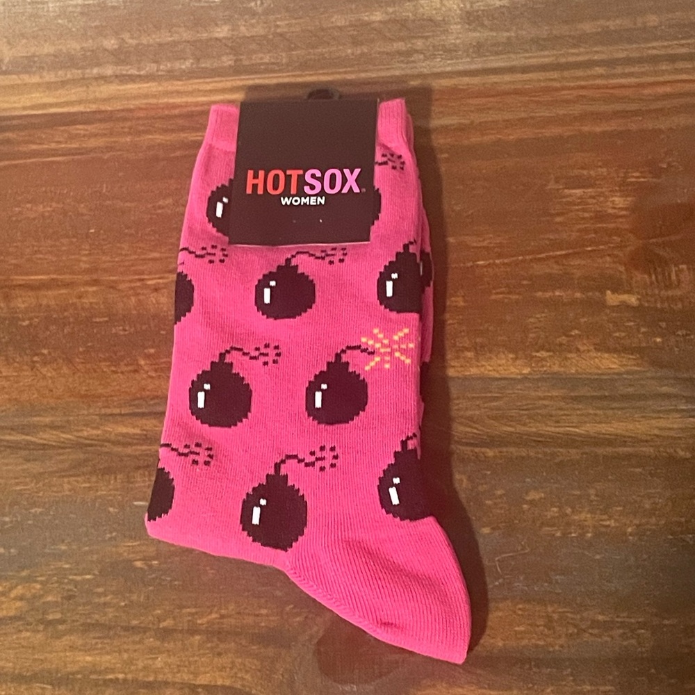 ✨3/$30✨ Hot Sox Novelty Pink Bomb Socks Ladies Size 9 - 11